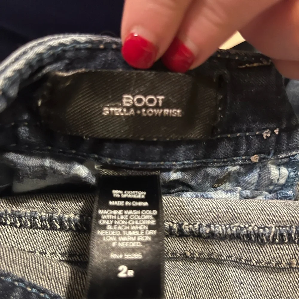 Express Jeans - Picture 2 of 3